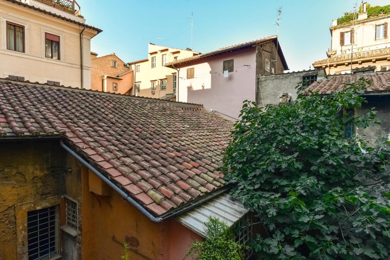 Monti Secret Garden Apartment Rome Exterior photo